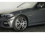 BMW 3-Serie Touring 330e xDrive M-Sport / Panorama / ACC / Cam / Carbon / CarPlay