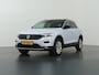 Volkswagen T-Roc 1.5 TSI Sport | Trekhaak | Virtual Cockpit | DAB | Navigatie | Apple CarPlay/Android Auto | Stoelverwarming | Adaptieve Cruise Control | Rijhulp-systeem | Ele.kofferdeksel |