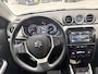 Suzuki Vitara 1.6 High Executive Airco | Bluetooth Telefoonvoorbereiding | Cruise Control Adaptief | Dakrails | Elektrisch Glazen Panoramadak | Extra Getint Glas | Hill Hold Functie | LED Koplampen | Lederen Bekleding | Lichtmetalen Velgen 17'' | Navigatiesysteem Full Map | Parkeersensor Voor en Achter | Start/Stop Systeem | Voorstoelen Verwarmd