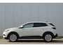 Opel Grandland X 1.2 Turbo 130PK Innovation | Afneembare Trekhaak | Navigatie | Stoel + Stuurverwarming | Apple Carplay / Android Auto | | Extra getint glas | Grootlichtassistent | Hill hold functie