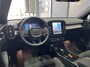 Volvo XC40 B4 Ultra Black Edition | Panoramadak | Trekhaak | 360° Camera | ACC | Stoel+Stuurverwarming