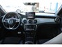 Mercedes-Benz GLA 180 Business | Afneembare Trekhaak | AMG Line Velgen | Stoelverwarming | Sportstoelen Alcantara | Camera |