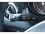 Mercedes-Benz GLA 180 Business | Afneembare Trekhaak | AMG Line Velgen | Stoelverwarming | Sportstoelen Alcantara | Camera |