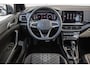 Volkswagen T-Cross 1.5 TSI 150pk DSG R-Line | Trekhaak | Voorstoelen Verwarmd | 18" Velgen