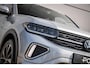 Volkswagen T-Cross 1.5 TSI 150pk DSG R-Line | Trekhaak | Voorstoelen Verwarmd | 18" Velgen