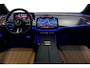 Mercedes-Benz E-klasse 300 e AMG Line / E53 Diffuser / Maxton Design Bodykit V.2 / Panoramadak / Elektr. verstelbare voorstoelen + memory / Burmester 4D Surround Sound / Stoelkoeling & -verwarming / HUD / Apple Carplay - Android Auto / Ambienteverlichting / Rondomzichtcamera / Verlichte grille / 20'' LMV / Dodehoekdetectie / Achteruitrijcamera / Night pakket