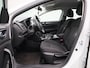 Renault Megane 1.3 TCe Business Zen | Navigatie | Climate control | Camera | Parkeer sensoren | LMV | Cruise control