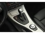 BMW 3-Serie 325xi xDrive Panorama / Opendak / Navigatie / Cruise / PDC / Bluetooth