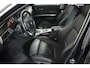 BMW 3-Serie 325xi xDrive Panorama / Opendak / Navigatie / Cruise / PDC / Bluetooth