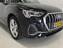 Audi Q3 35 TFSI edition one 2x S line Camera Applecarplay/Android 19inch Leer El stoelen Keylesspack Navigatie Cruise Lane Dodehoek