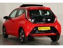 Toyota Aygo 1.0 VVT-i x-wave / Opendak / Navigatie / Half leder / ECC