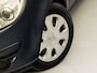 Opel Corsa 1.2-16V Sport (5 DEURS, AIRCO, GETINT GLAS, CRUISE, SPORTSTOELEN, TREKHAAK, MULTIFUNCTIONEEL STUURWIEL, NIEUWSTAAT)