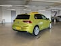 Volkswagen Golf 1.0 eTSI Life Business EXTRA 19" VELGENSET / ADAPTIEVE CRUISE CONTROLE / NAVIGATIE / CRUISE CONTROLE.