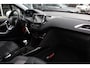 Peugeot 2008 1.2 PureTech Allure 110pk / Trekhaak / Navigatie / Half leder / 16'' / Getint glas / Cruise Control / Climate Control / CarPlay