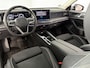 Volkswagen Passat Variant 1.5 eHybrid Business / AUTOMAAT/ TREKHAAK/ ERGO ACTIVE/ ACC/ STUUR+STOELVERWARM./ PARK.SENSOR.V+A/ CAMERA/ DODE HOEK/ HEAD-UP/ APP-CONNECT/ DAB/ CLIMA/ NAVI/ LED/ 17'' LMV
