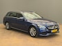 Mercedes-Benz C-klasse Estate 350 e Lease Edition Plus NL Auto! | Super Km.Stand! | Adaptieve Cruise | Elek. Achterklep | Camera | Lederenbekleding | Elek. Stoel | Stoelverwarming | Navigatie | Achteruitrijcamera | Airco (automatisch) | Cruise control adaptief met Stop&Go en stuurhulp