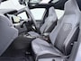 Volkswagen Golf 1.5 eTSI R-Line | Pano Dak | Camera | Stuur-/Stoelverwarming | ACC | 18'' |
