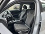 Audi Q2 35 TFSI Business Edition / Digitaal dashboard / Navigatie / App connect / Climate controle / Parkeersensoren achter /