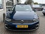 Volkswagen Passat Variant 1.4 TSI PHEV GTE Business / AUTOMAAT/ PANO/ DCC/ PARK.SENSOR.V+A/ 360 CAMERA/ ERGO COMFORT/ ACC/ HEAD-UP/ DODEHOEK/ ELEK.KLEP/ STOELVERWARM./ APP-CONNECT/ NAVI/ CLIMA/ DAB/ LED/ 18'' LMV