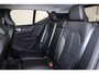 Volvo XC40 B3 Plus Dark - Panorama/schuifdak - IntelliSafe Assist & Surround - 360º Camera - Harman/Kardon audio - Adaptieve LED koplampen - Verwarmde voorstoelen & stuur - Parkeersensoren voor & achter - Elektr. bedienb. voorstoelen met geheugen links - Draadloze tel. lader - Extra getint glas - 18' LMV