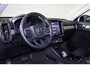 Volvo XC40 B3 Plus Dark - Panorama/schuifdak - IntelliSafe Assist & Surround - 360º Camera - Harman/Kardon audio - Adaptieve LED koplampen - Verwarmde voorstoelen & stuur - Parkeersensoren voor & achter - Elektr. bedienb. voorstoelen met geheugen links - Draadloze tel. lader - Extra getint glas - 18' LMV