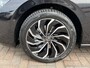 Volkswagen Golf 1.5 eTSI Style / AUTOMAAT/ MEMORY SEAT/ CLIMA/ STOELVERWARM. V+A/ NAVI/ APP-CONNECT/ PARK. SENSOREN + CAMERA/ HARMAN & KARDON