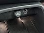 Volvo XC40 1.5 T5 Recharge R-Design | Trekhaak | Pannoramadak | PDC V+A en Camera | Adaptive Cruiscontrol | Stoel + Stuurverwarming | Extra Getint Glas |