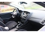 Ford Focus Wagon 1.5 TDCI 6-bak Trekhaak Parkeersensor Door inruil verkregen Top Conditie Nieuw APK