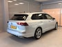 Volkswagen Golf Variant 1.5 eTSI R-Line Business | LED | CAR PLAY | ELEKT. ACHTERKLEP |