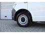 Volkswagen Transporter 2.0 TDI 102pk L2H1 DC Trendline | Trekhaak | Cruise Control | Parkeersensoren Achter | Verwarmbare Voorruit | 5-zits