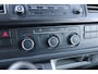 Volkswagen Transporter 2.0 TDI 102pk L2H1 DC Trendline | Trekhaak | Cruise Control | Parkeersensoren Achter | Verwarmbare Voorruit | 5-zits