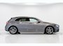Mercedes-Benz A-klasse 180 AMG Line|LED|Sfeerverlichting|Navi|Applecarplay|Camera|Sportstoelen|18inch