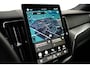 Volvo XC60 2.0 T6 Plug-in hybrid AWD Plus Black Edition | Stoel en stuurwielverwarming | Sportstoelen | 360 Camera | BLIS | Adaptieve cruise control | Harman Kardon |
