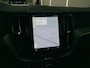 Volvo XC60 2.0 T8 Plug-in hybrid AWD Ultra Black Edition | Luchtvering | PDC V+A en 360 camera | Trekhaak | Panoramadak | Stoel + Stuurverwarming | Extra Getint Glas |