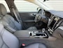 Volvo V60 T6 Plug-in hybrid AWD Essential Bright | Leder | Trekhaak | Adaptieve Cruise | All Season banden