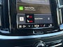 Volvo V60 T6 Plug-in hybrid AWD Essential Bright | Leder | Trekhaak | Adaptieve Cruise | All Season banden