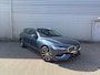 Volvo V60 T6 Plug-in hybrid AWD Essential Bright | Leder | Trekhaak | Adaptieve Cruise | All Season banden