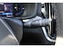 Volvo V60 T6 Plug-in hybrid AWD Essential Bright | Leder | Trekhaak | Adaptieve Cruise | All Season banden