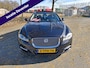 Jaguar XJ 3.0 V6D Premium Luxury BOMVOLLE AUTO RIJDT EN SCHAKELT TOP