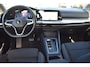 Volkswagen Golf Variant 1.0 eTSI Life Business | Massagestoelen | Camera | Carplay | Sfeerverlichting |