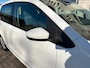 Volkswagen Up! 1.0 / Telefoon / Camera / PDC achter / Cruise Controle / Airco