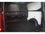 Ford Transit Custom 320 2.5 PHEV L2H1 Sport DC | 1-fase laadkabel mode 3 16A, 10 meter (PHEV) | 19 inch lichtmetalen velgen Sport (Matte Black) | 2 zitplaatsen rechtsvoor