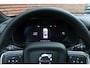 Volvo EX40 Twin Motor Performance Ultra Black Edition 82 kWh | Harman/Kardon geluidsinstallatie | Adaptive Cruisecontrol | Extra Getint Glas | Lichtmetalen velgen 20'' | Panoramisch dak | 360 Graden Camera | Sfeerverlichting | Verwarmbare voorstoelen