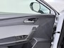 SEAT Leon T 111pk Adap.Cruise Camera Lmv 19" Apple Carplay Android Stoel+Stuurverwarming Pdc Navi* Ecc Business Isofix DAB Led Front Assist Keyless-Go
