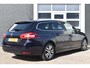 Peugeot 308 SW PureTech 130pk Tech Edition | Navigatie | Apple Carplay & Android Auto | Airco ECC | Adaptieve Cruise control | Trekhaak afneembaar | Dodehoek Detectie | Lichtmetalen Velgen | Isofix Bevestigingspunten | Zeer Compleet!!