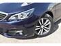 Peugeot 308 SW PureTech 130pk Tech Edition | Navigatie | Apple Carplay & Android Auto | Airco ECC | Adaptieve Cruise control | Trekhaak afneembaar | Dodehoek Detectie | Lichtmetalen Velgen | Isofix Bevestigingspunten | Zeer Compleet!!