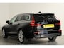 Volvo V60 2.0 T8 Twin Engine AWD Momentum Pro / Pilot assist / HUD / HK / Trekhaak