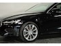 Volvo V60 2.0 T8 Twin Engine AWD Momentum Pro / Pilot assist / HUD / HK / Trekhaak