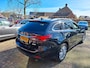 Mazda 6 Sportbreak 2.0 SkyActiv-G 165 GT-M. Dealer onderhouden, zeer netjes. O.a. cruise, navi, stoelverwarming, etc.