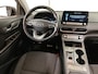 Hyundai Kona Electric 64 kWh EV 204pk Fashion | SOH 100% | Android Auto / Apple CarPlay | Camera | PDC | Navi | DAB | Keyless | 17" Velgen